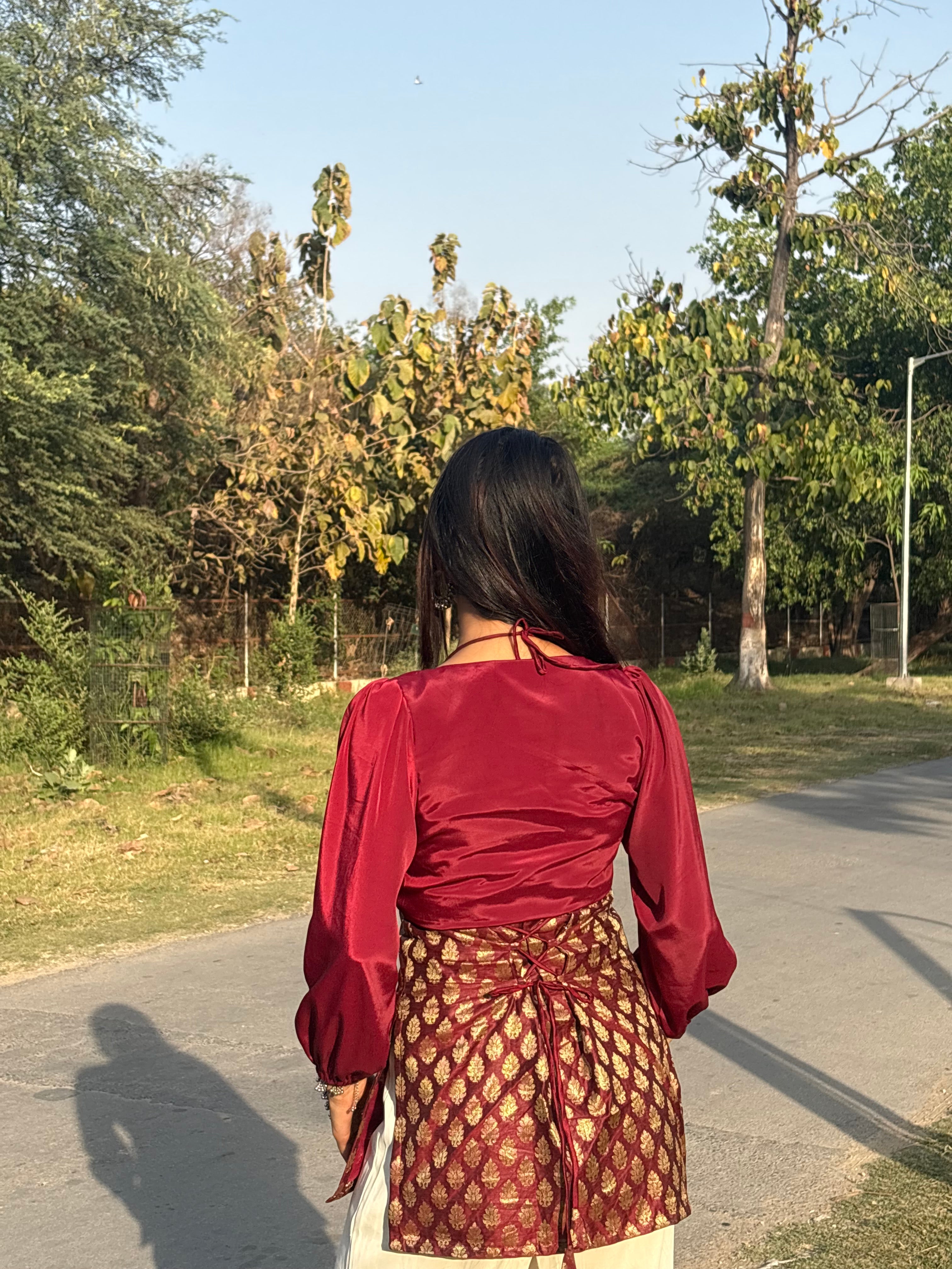 Banarasi Zoya With Sleeves Kurti