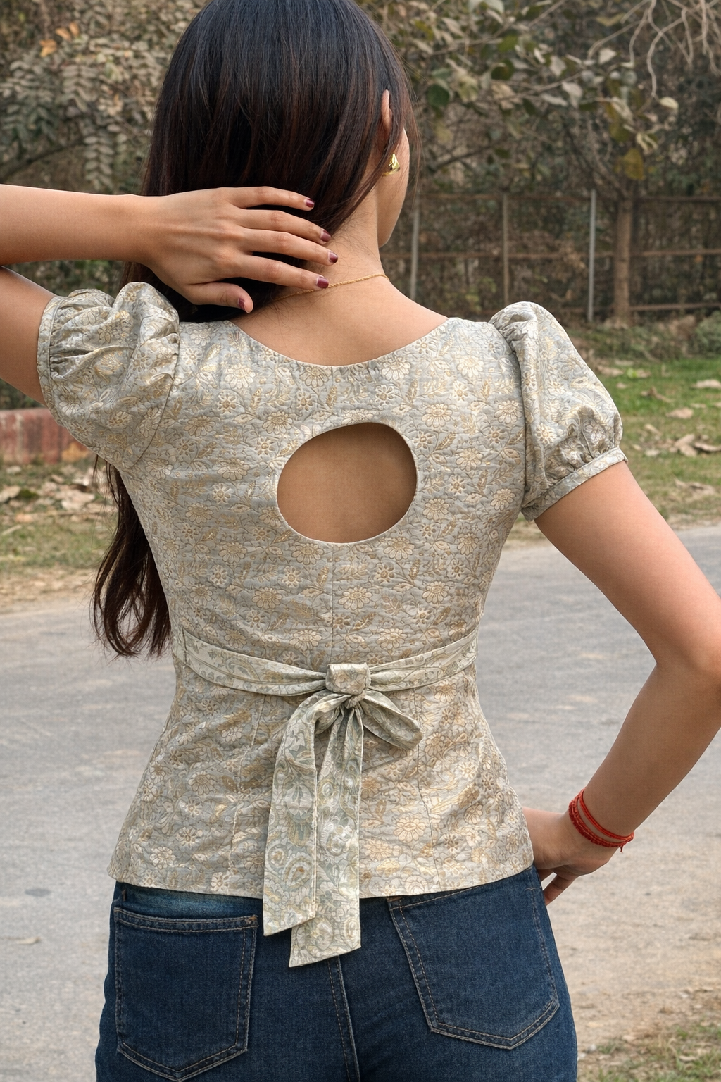 Chaand Banarasi Puff Sleeves Top
